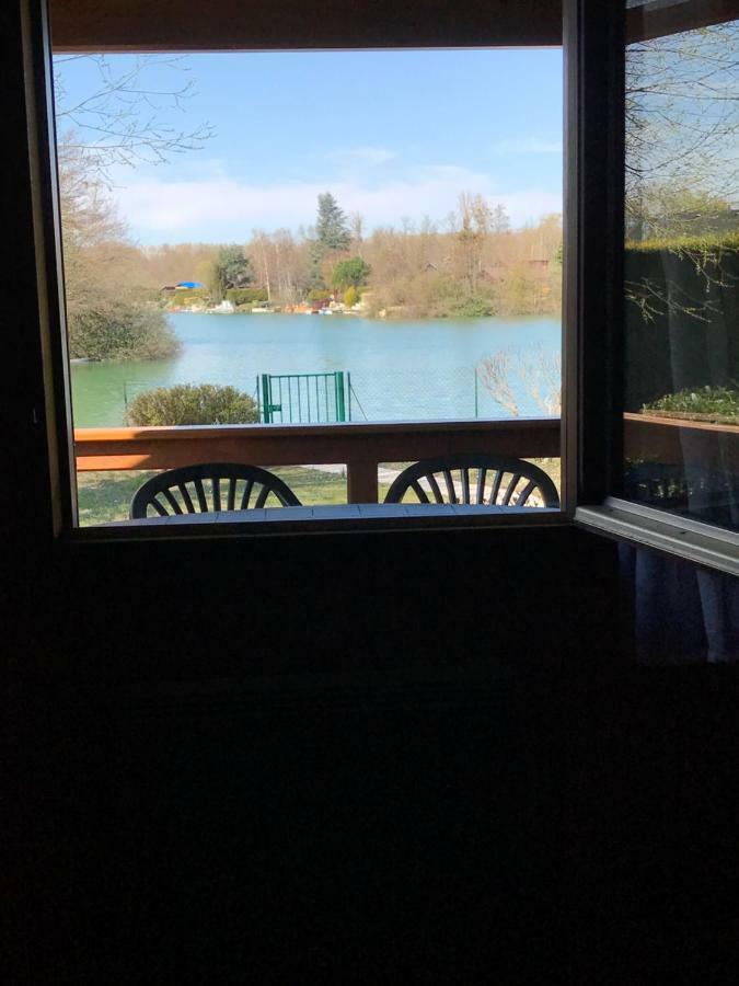 Le Chalet Du Lac - Domaine De La Goujonne Saint-Sauveur-lès-Bray Dış mekan fotoğraf