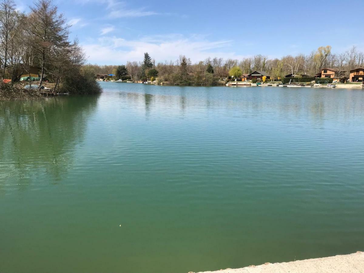 Le Chalet Du Lac - Domaine De La Goujonne Saint-Sauveur-lès-Bray Dış mekan fotoğraf